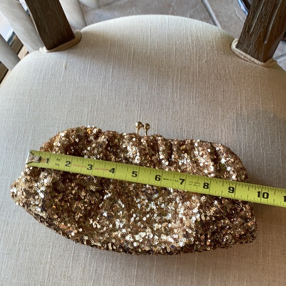 Belle Badgley Mischka Clutch - Picture 4 of 11